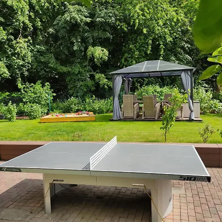 Großzügige Am Waldesrand Im Seenland *