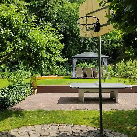 Apartamento Großzügige Am Waldesrand Im Seenland *