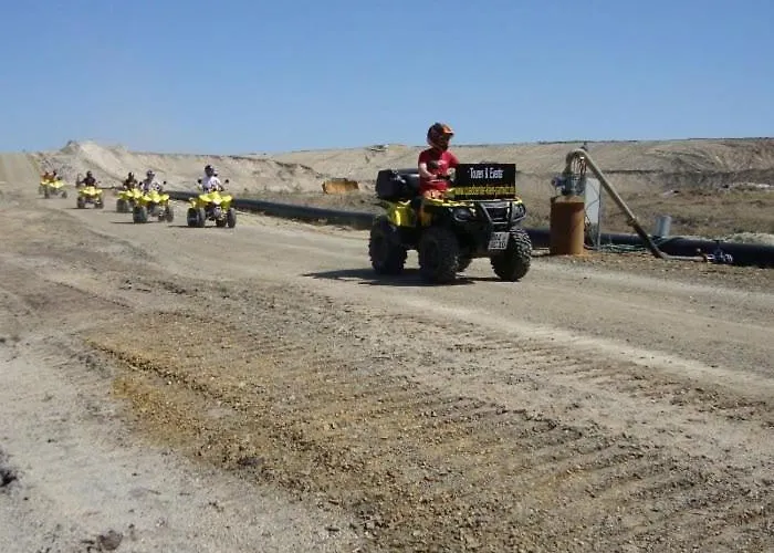 Grosszuegige Am Waldesrand Im Seenland *